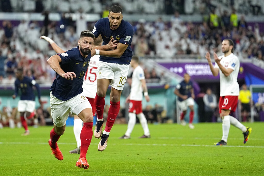 Giroud - Mbappe: Đại binh tiểu tướng, song sát trời sinh - 2