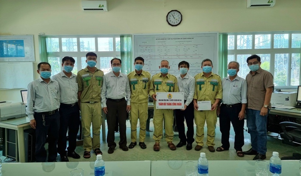 Giữ vững truyền tải điện trước dịch bệnh Covid-19 diễn biến phức tạp - 4