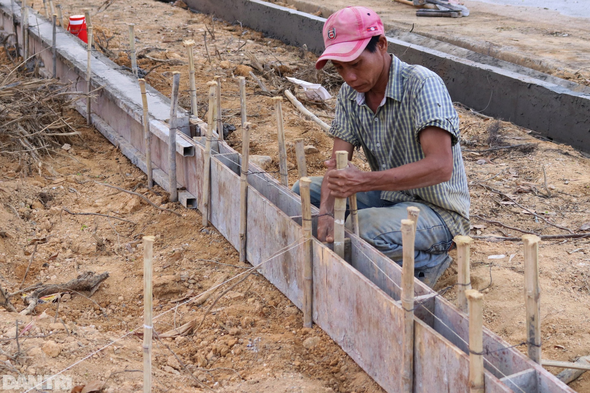 Cảnh đìu hiu, vắng vẻ chưa từng thấy tại Làng Đại học lớn nhất TPHCM - 9