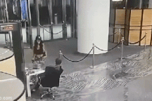 Khoảnh khắc UAV tập kích khu trung tâm tài chính Moscow