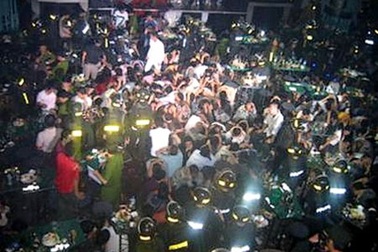 Đang điều tra vụ chém nhau loạn xạ ở vũ trường