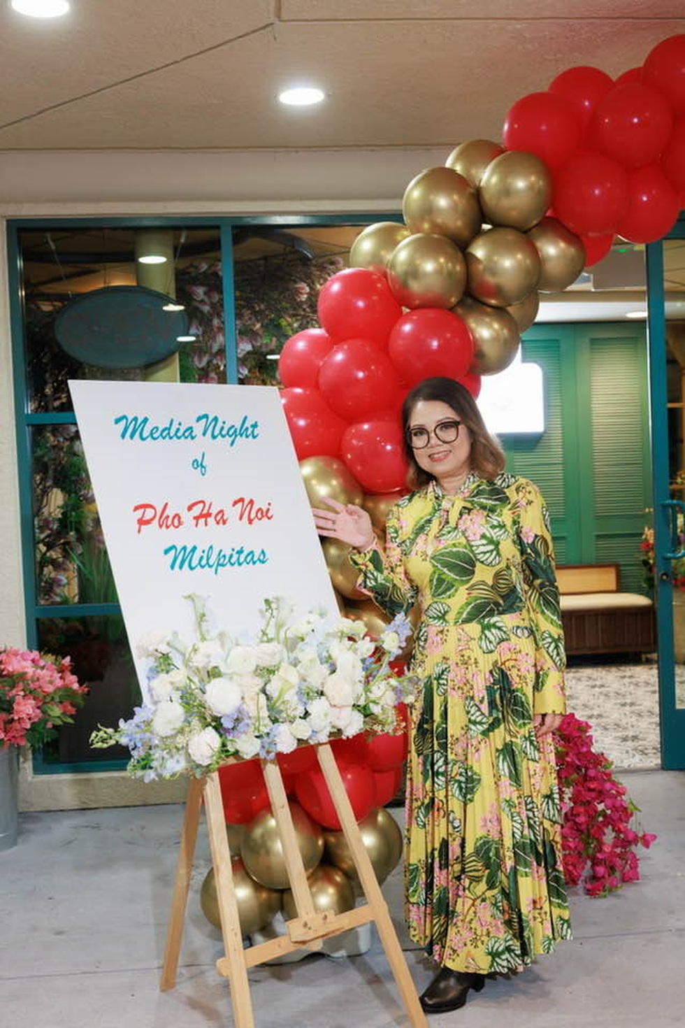 Bán phở ở Mỹ, vợ chồng Việt kiếm 35 tỷ đồng/tháng - 10