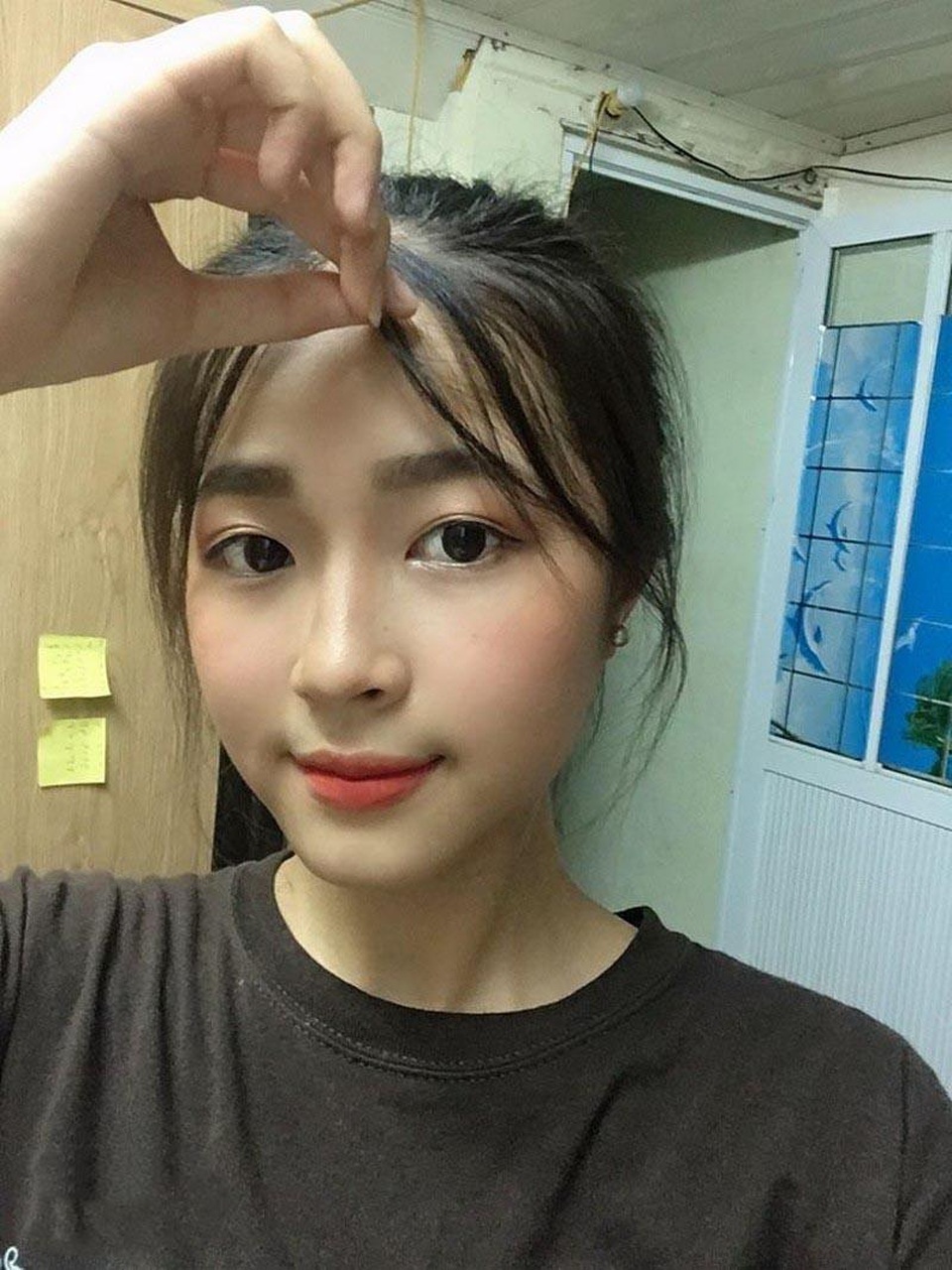 Nữ sinh Hà thành “gieo thương nhớ” với góc nghiêng xinh đẹp - 6 Nữ sinh Hà thành “gieo thương nhớ” với góc nghiêng xinh đẹp - 6