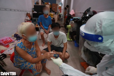 Hà Nội điều trị gần trăm F0 thể nhẹ tại nhà