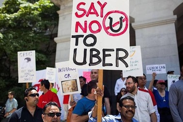Thêm thành viên hội đồng quản trị từ chức, Uber lún sâu vào khủng hoảng