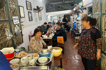 Chủ quán phở Hà Nội bị nghi "đuổi khách khỏi quán vì ngồi xe lăn" lên tiếng