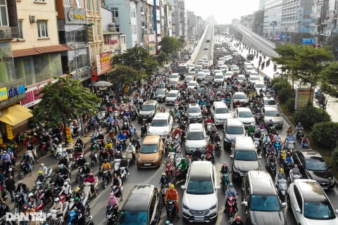 Hà Nội thu phí vào nội đô, bạn đọc hỏi "trả phí mà đường vẫn tắc thì sao?"