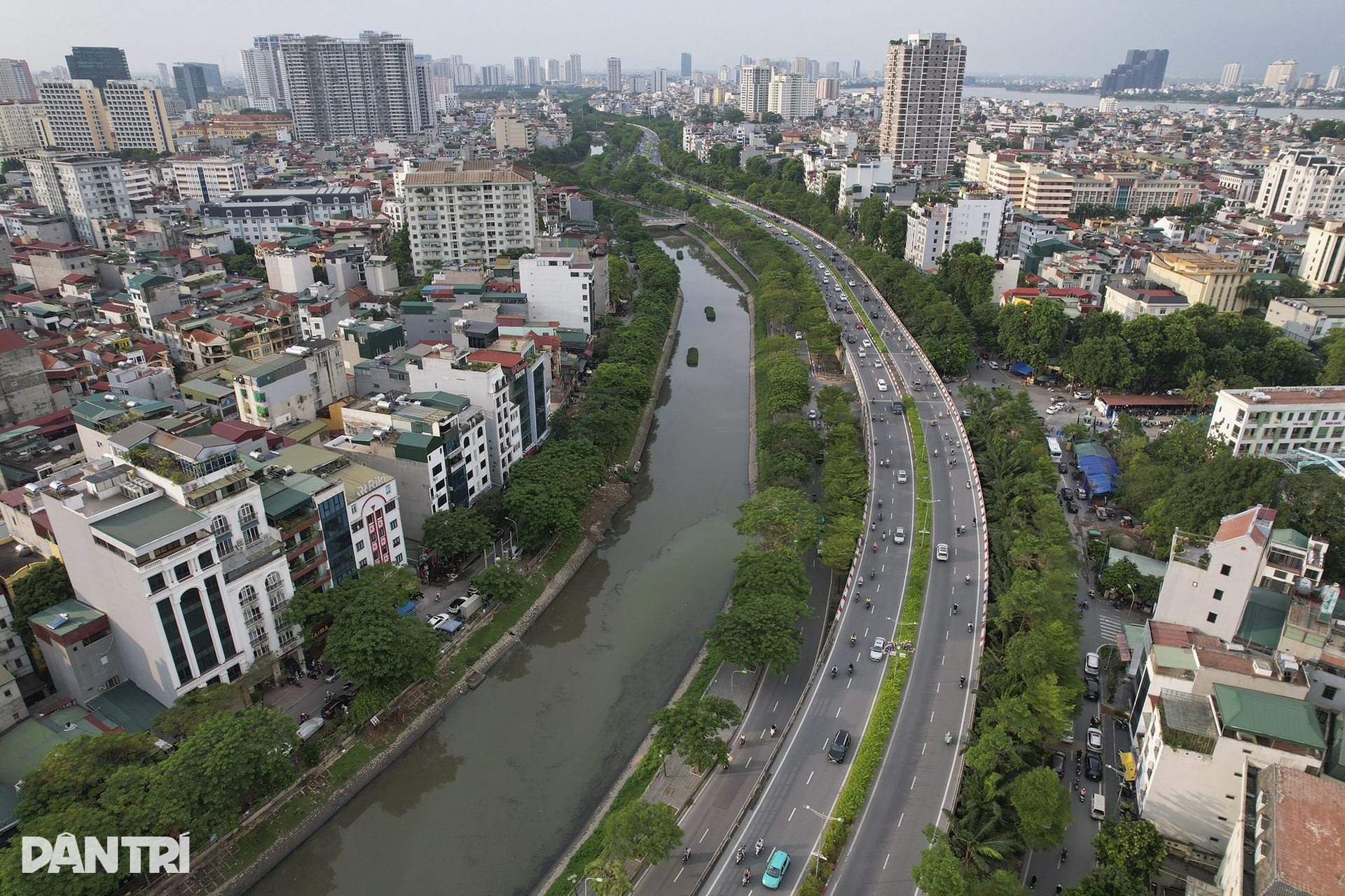 Hình ảnh so sánh thực tế sông Tô Lịch khi nước xanh thơ mộng và đen ô nhiễm - 19