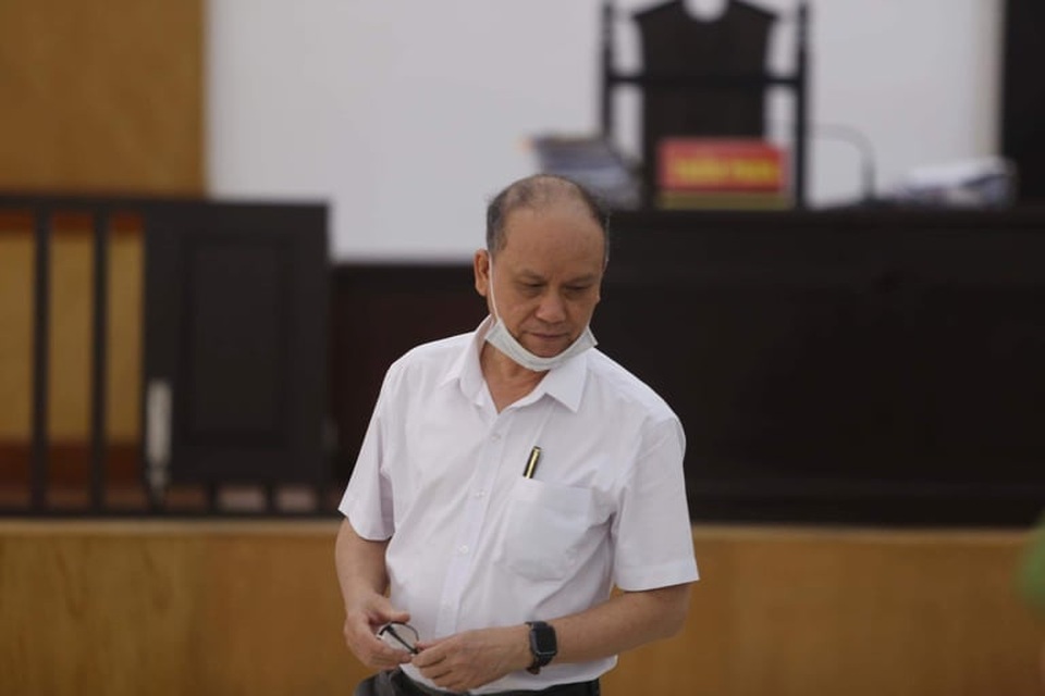 Hai cựu Chủ tịch Đà Nẵng kêu oan, tòa mở phiên xử phúc thẩm xem xét - 2 Hai cựu Chủ tịch Đà Nẵng kêu oan, tòa mở phiên xử phúc thẩm xem xét - 2