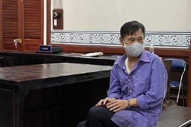 Lừa "chạy án", cựu công an lãnh 8 năm tù