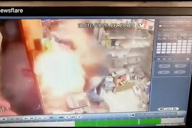 Smartphone phát nổ như bom tại cửa hàng sửa chữa