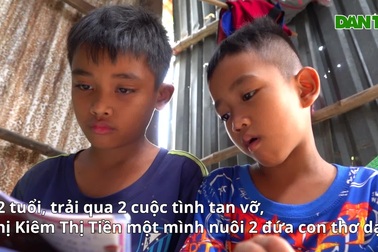 Mẹ đơn thân làm công nhân nuôi hai con trai và cha mẹ già