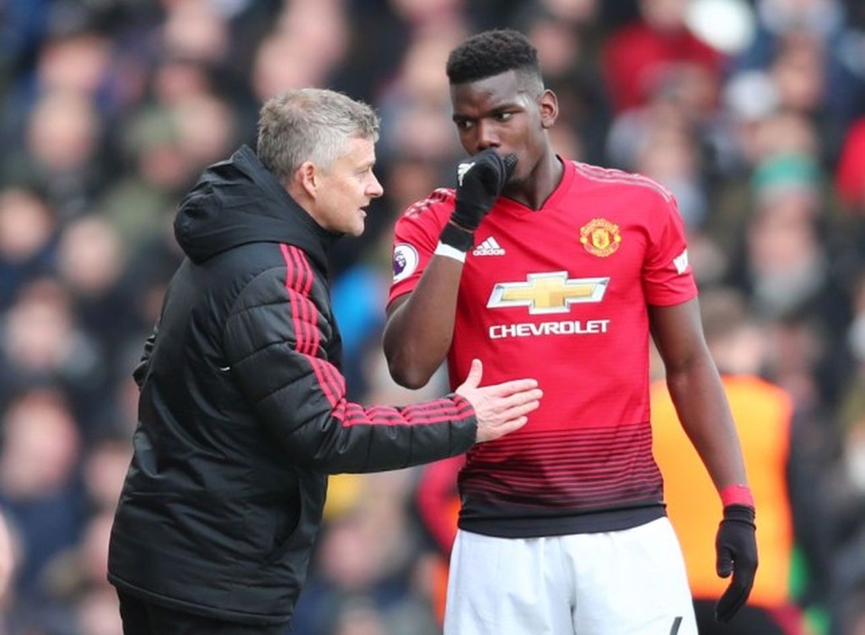 Paul Pogba nổi giận vì Bruno Fernandes được “cưng chiều” ở Man Utd - 1 Paul Pogba nổi giận vì Bruno Fernandes được “cưng chiều” ở Man Utd - 1