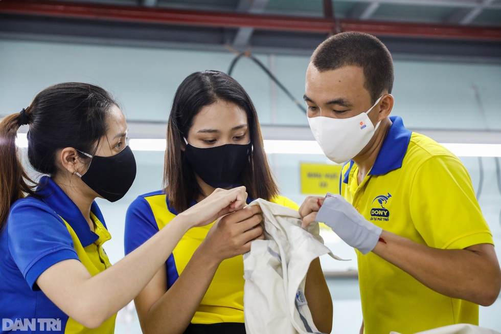 Ở thế mất tất, doanh nghiệp hết chảnh, cơ hội thử tay thợ giỏi - 6 Ở thế mất tất, doanh nghiệp hết chảnh, cơ hội thử tay thợ giỏi - 6
