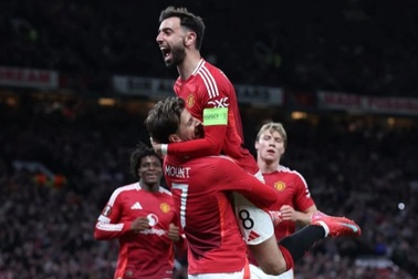 Man Utd vào chung kết Europa League: Kẻ hai mặt, trò đùa số phận