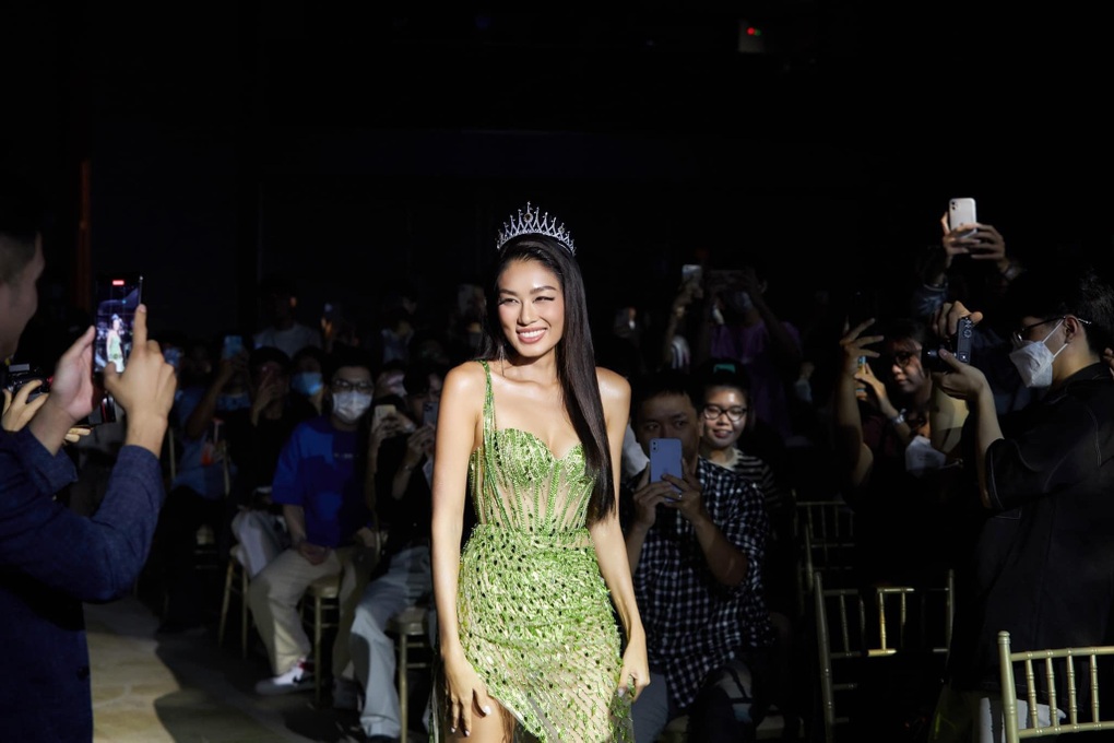 Thảo Nhi Lê bật khóc, viết tâm thư khi mất cơ hội thi Miss Universe 2023 - 1 Thảo Nhi Lê bật khóc, viết tâm thư khi mất cơ hội thi Miss Universe 2023 - 1