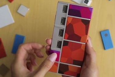 Google lần đầu trình diễn công khai “smartphone xếp hình” Project Ara