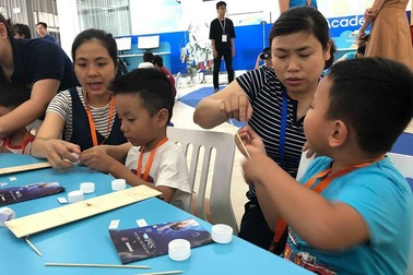 Ban đại diện phụ huynh: “Chọn vàng gửi mặt”!