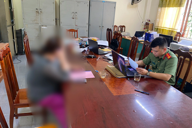Lên mạng báo chốt CSGT, cô gái bị phạt 7,5 triệu đồng