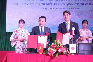 Cấp học bổng toàn phần cho sinh viên ngành Điều dưỡng quốc tế Nhật Bản