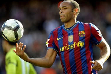 Henry xuất hiện ở đội hình tệ hại nhất Liga 2009/10