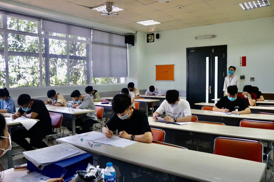 Thí sinh thuộc TOP 50 điểm thi THPT năm 2020 đủ điều kiện đăng ký xét tuyển ĐH FPT - 1 Thí sinh thuộc TOP 50 điểm thi THPT năm 2020 đủ điều kiện đăng ký xét tuyển ĐH FPT - 1