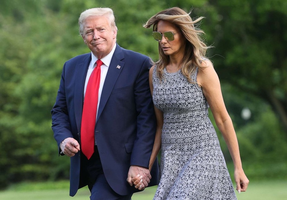 Bà Melania Trump bất ngờ hủy kế hoạch tái xuất vì ho dai dẳng - 1 Bà Melania Trump bất ngờ hủy kế hoạch tái xuất vì ho dai dẳng - 1