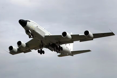 Tiêm kích Nga rượt đuổi máy bay do thám Anh