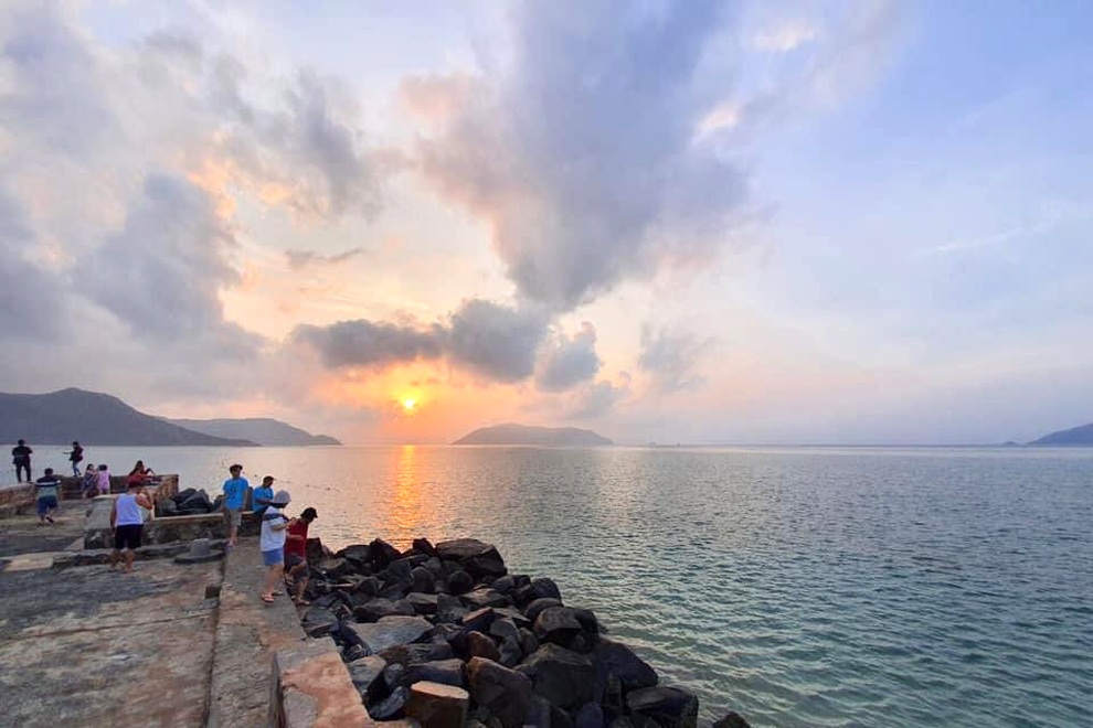 Xét nghiệm Covid-19 toàn dân huyện Côn Đảo - 1 Xét nghiệm Covid-19 toàn dân huyện Côn Đảo - 1