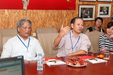 Hội đồng sơ khảo “thị sát” sản phẩm dự thi Nhân tài đất Việt 2013