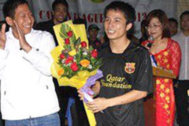 Cầu thủ Nguyễn Văn Đông tự tử