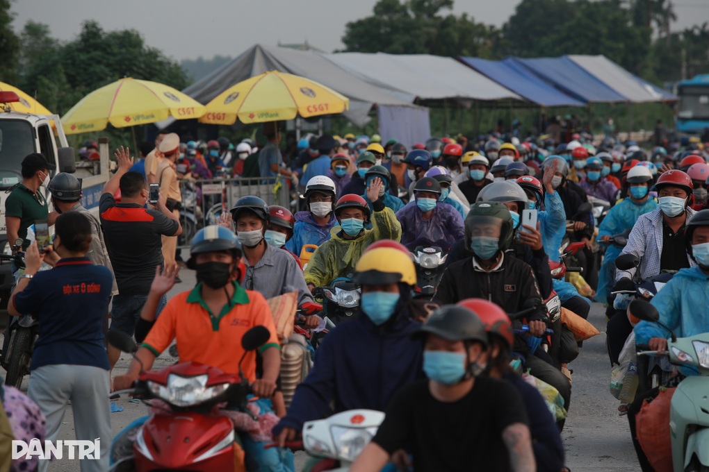 570.000 công nhân bị giảm giờ làm - 2 570.000 công nhân bị giảm giờ làm - 2