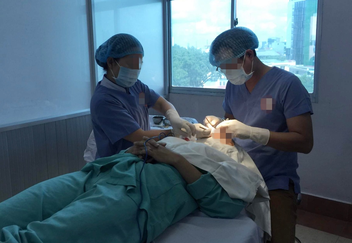 Cô gái ở TPHCM tử vong sau làm đẹp: Bôi tê da có dễ gây chết người? - 1 Cô gái ở TPHCM tử vong sau làm đẹp: Bôi tê da có dễ gây chết người? - 1
