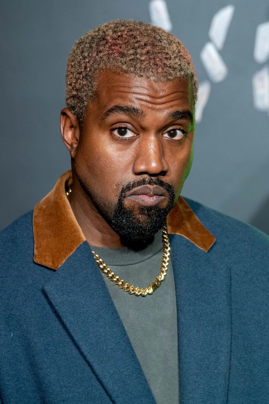Rapper Kanye West gây phẫn nộ vì đặt tiệc sushi bày trên cơ thể người mẫu - 2 Rapper Kanye West gây phẫn nộ vì đặt tiệc sushi bày trên cơ thể người mẫu - 2