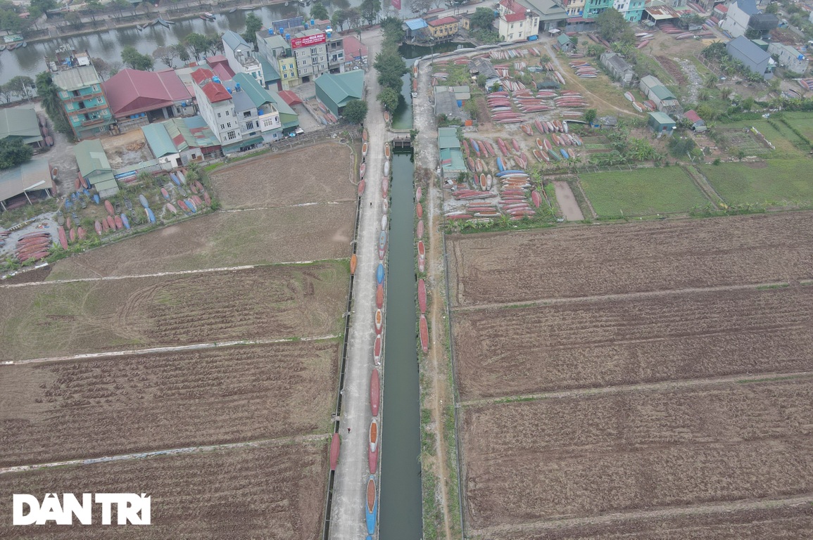 Hàng nghìn con đò nằm úp, Chùa Hương ảm đạm chưa từng có ngày đầu năm - 3 Hàng nghìn con đò nằm úp, Chùa Hương ảm đạm chưa từng có ngày đầu năm - 3