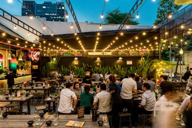 "Bí mật hậu trường" đằng sau chuỗi nhà hàng "xanh" Warning Zone