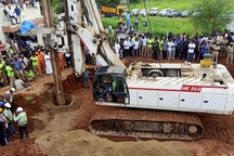 82 giờ giải cứu bất thành bé trai rơi xuống giếng sâu 180 mét