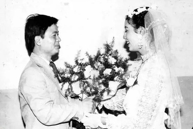 Ảnh cưới chưa hề công bố của NSƯT Chiều Xuân hồi thập niên 80