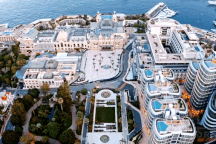 Quốc gia không có "hộ nghèo", tỷ phú và triệu phú có mặt ở khắp nơi