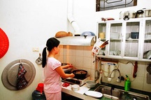 Tăng cường luật đối với lao động làm giúp việc gia đình