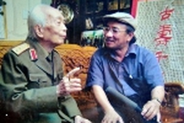 "Đại tướng đã tặng tôi tấm Huân chương trong nghề làm báo"