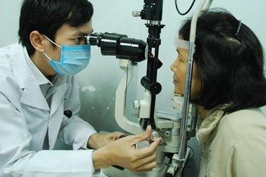 Khám miễn phí bệnh lý võng mạc cho người bị tiểu đường