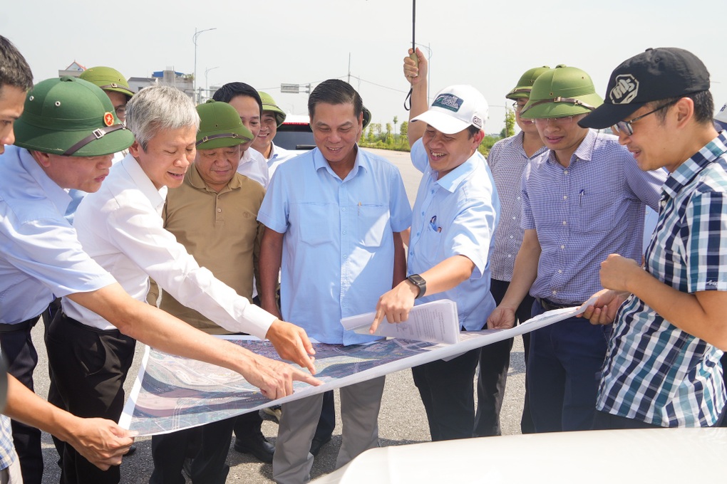 Hải Phòng đầu tư thêm đường nối trung tâm hành chính ra đảo Vũ Yên - 1