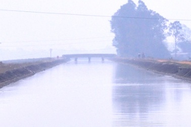 Đi hái sim, một học sinh chết đuối  