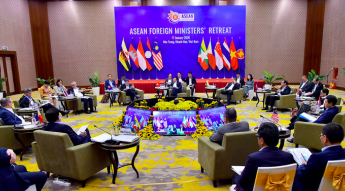 Khai mạc Hội nghị Bộ trưởng Ngoại giao ASEAN 2020  - Ảnh 1.