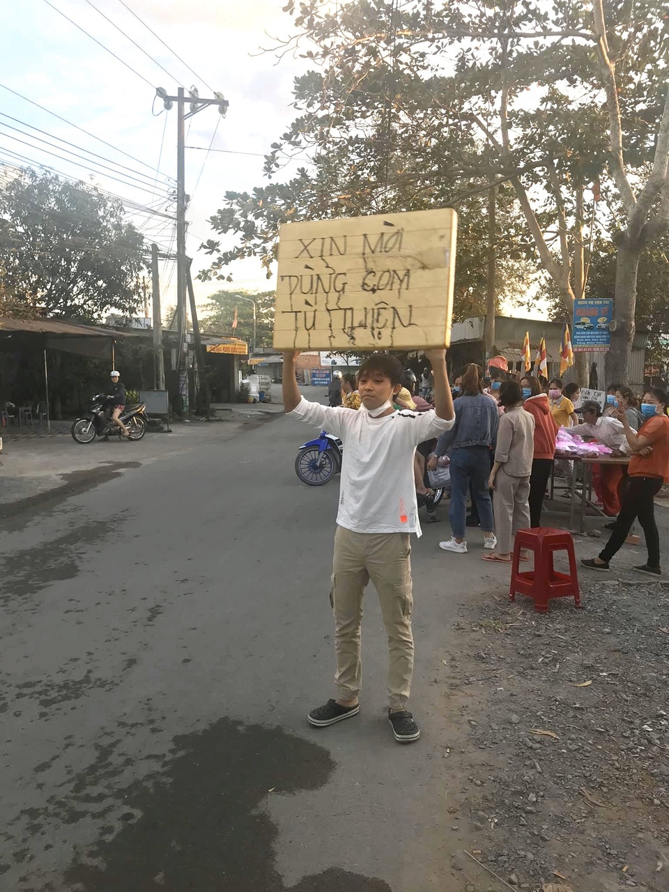 Hồ Văn Cường phổng phao sau 3 năm làm Quán quân Vietnam Idol Kids - 2 Hồ Văn Cường phổng phao sau 3 năm làm Quán quân Vietnam Idol Kids - 2