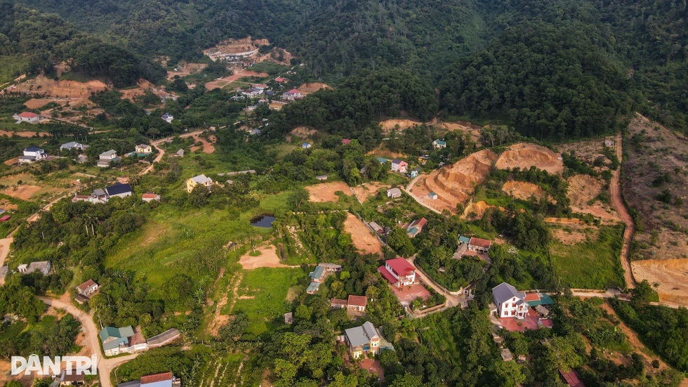 Nỗi khổ của người dân thôn không bản đồ địa chính trên đất rừng Sóc Sơn - 2 Nỗi khổ của người dân thôn không bản đồ địa chính trên đất rừng Sóc Sơn - 2