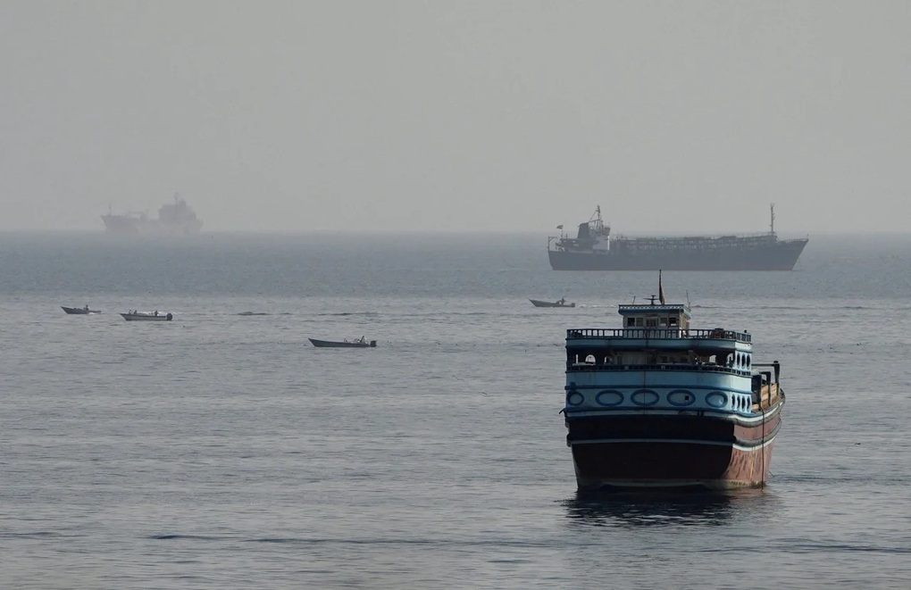 Quốc hội Iran thông qua dự thảo thu phí tại eo biển Hormuz - 1