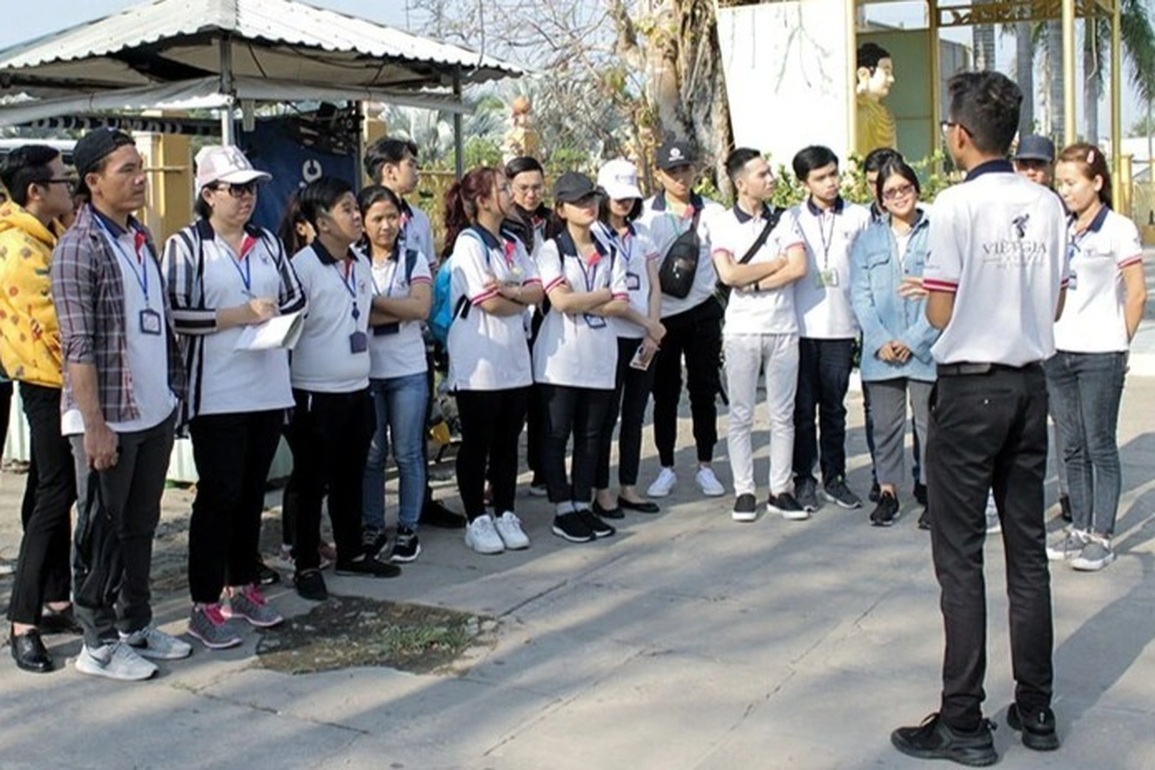 Du lịch dần phục hồi, trường dạy nghề hướng dẫn du lịch khởi sắc - 4 Du lịch dần phục hồi, trường dạy nghề hướng dẫn du lịch khởi sắc - 4