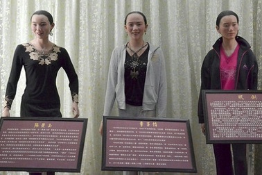 Chương Tử Di, Củng Lợi… xấu chưa từng thấy